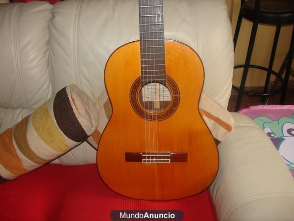 GUITARRA DE COLECCION DE CONCIERTO GRANADA