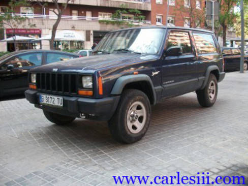 Jeep Cherokee 2.5TD BASE 3p.