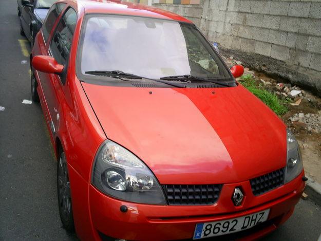 SE VENDE : CLIO SPORT