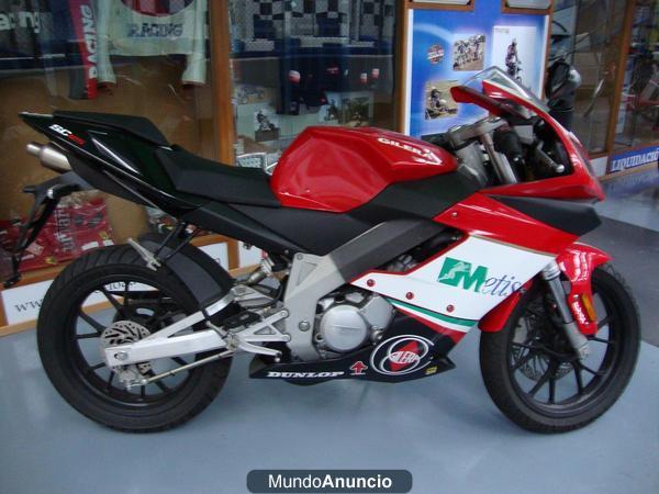 MOTO GILERA R125