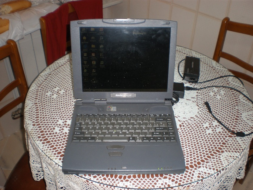 Se vende thosiba satelite 4030-CDS