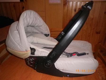 silla de bebe para el coche marca play! y de regalo colchon de cuna