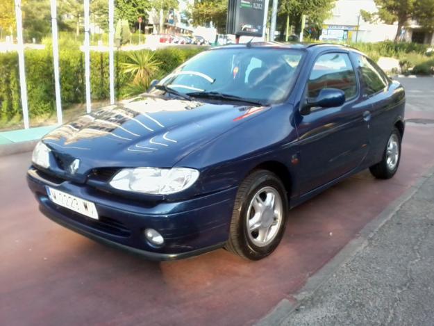 vendo renault megane cuope diesel color azul