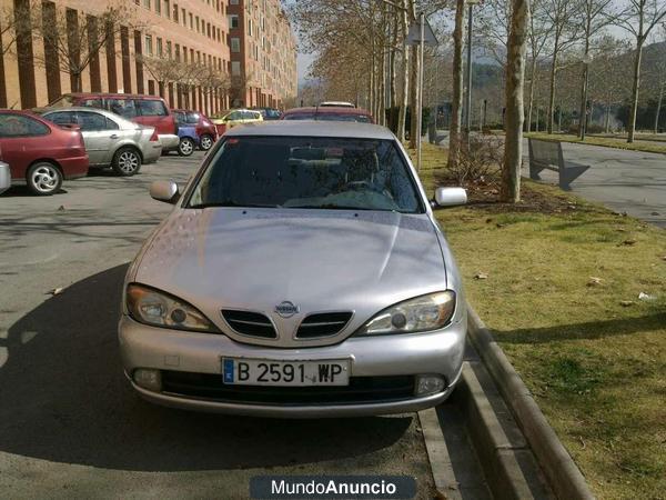 Se vende Nissan primera del año 2000