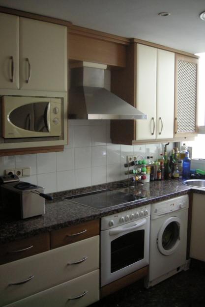 Vendo Mobiliario cocina completa - urge por embargo vivienda