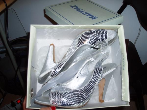 zapatos peep toes plata