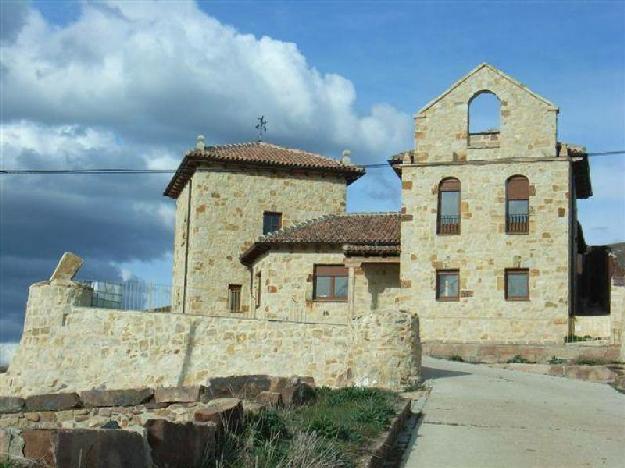 Casa en Salinas de Pisuerga