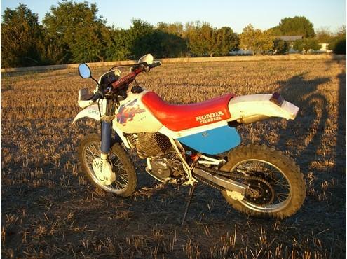 HONDA XR600R