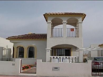 Chalet con 3 dormitorios se vende en Algorfa, Vega Baja Torrevieja