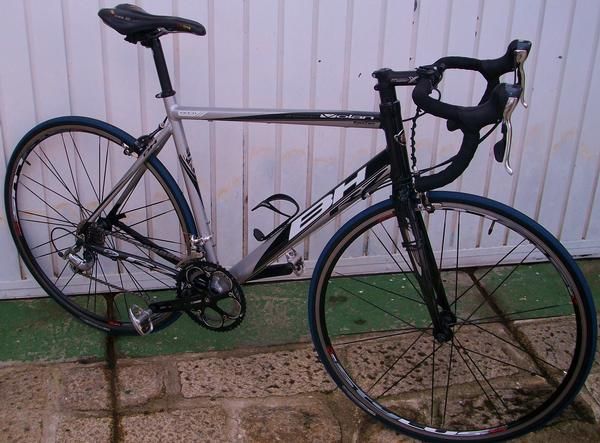 Vendo Bicicleta Carretera B H Talla 54