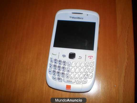 BLACKBERRY 8520 + COMPLEMENTOS + OTRO MÓVIL.