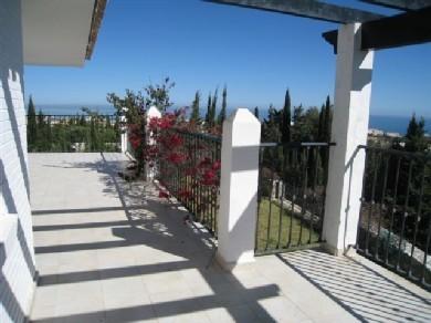 Chalet con 3 dormitorios se vende en Benalmadena Costa, Costa del Sol