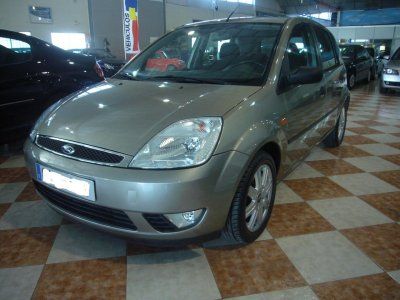 FORD FIESTA 1.4 GHIA - Murcia