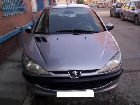 Peugeot 206 XR 75 en Sevilla