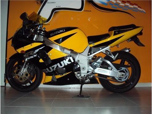 SUZUKI GSX 750