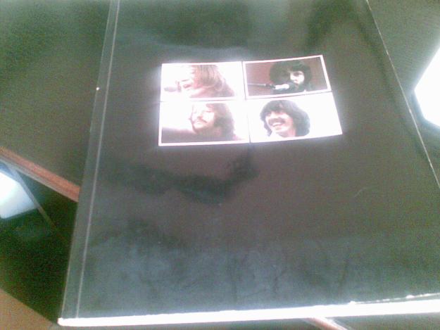 Vendo Libro de los Beatles