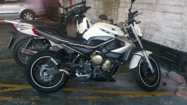 Vendo mi yamaha xj6