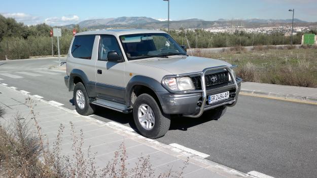 VENDO TOYOTA LAND CRISER KZJ 90 3P GRANADA