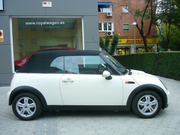 MINI ONE CABRIO