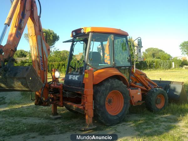 se vende excavadora mixta fiat kobelco año 2004