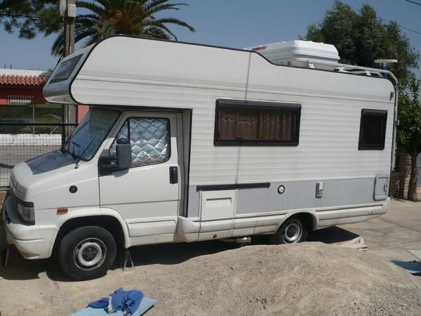 Autocaravana Adria Peugeot J5 en BUEN ESTADO