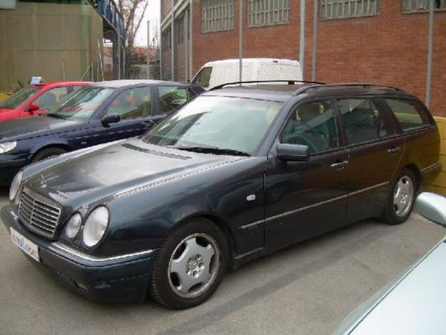 Venta de coche Mercedes E 320 Avantgarde '98 en Cornellà De Llobregat