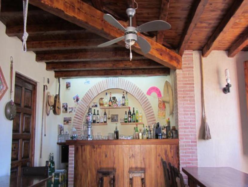 Venta Hostal Restaurante Centro Rural y vivienda particular 2.800m² en Albalate de Zorit