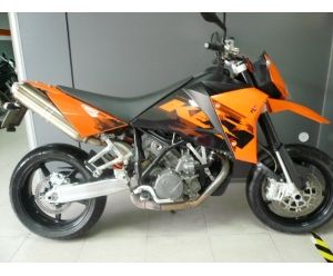 KTM 950 SUPERMOTO