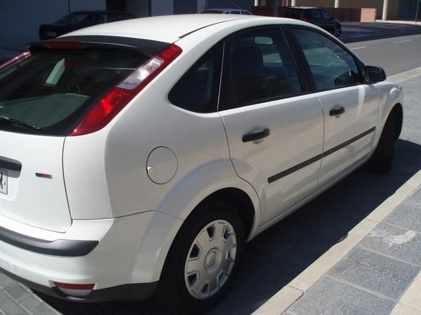 VENDO FORD FOCUS