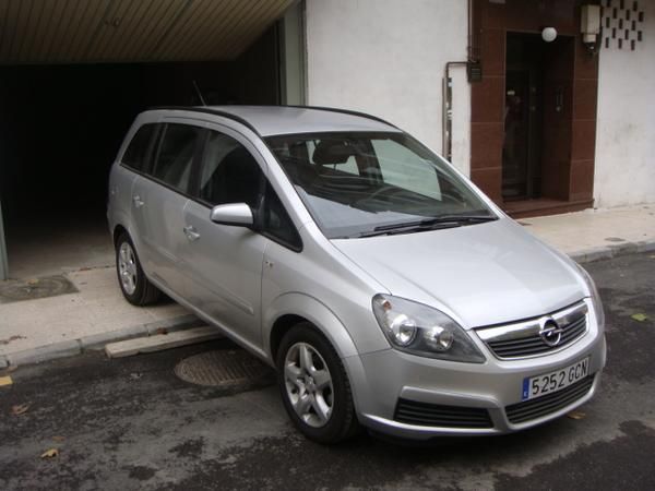 se vende opel zafira 1.6 gasolina impecable