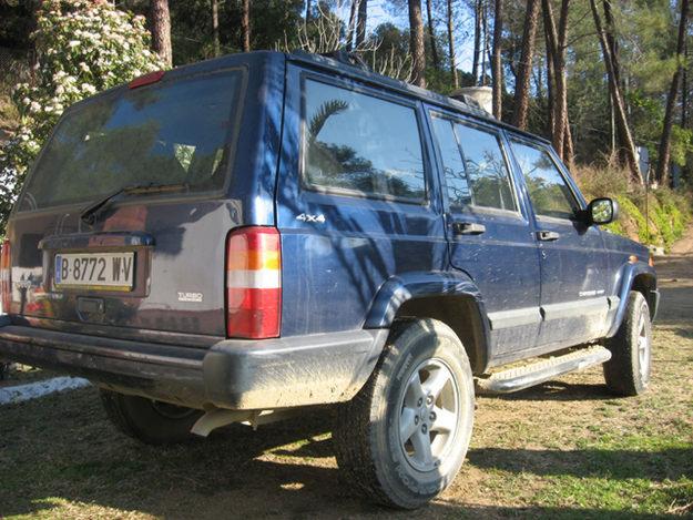 Vendo Jeep Cherokee 2.5 Sport  TD  115CV