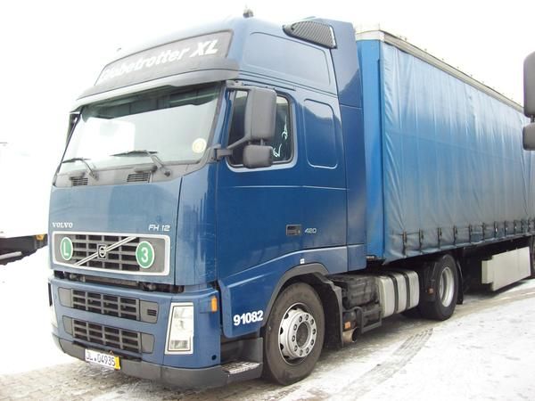 camion Volvo ,FH12-420 XL