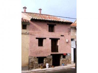 Casa en venta en Camarillas, Teruel