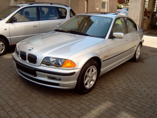 2001  BMW 320i