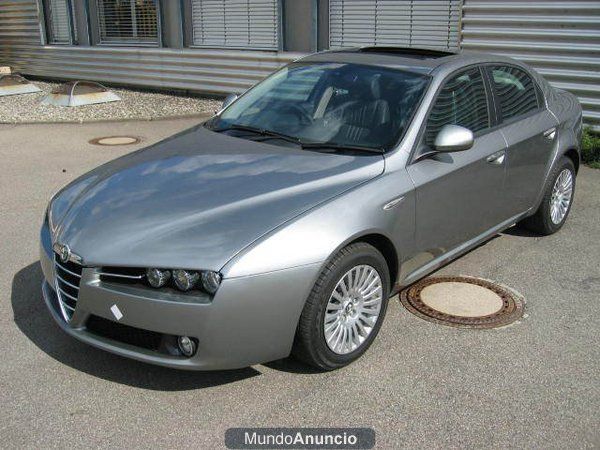 Alfa Romeo Alfa 159 1.9 JTDM 16V DPF Q-Tronic Distinctive .10.999 EUR