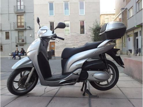 Honda SH Scoopy 300 Abs