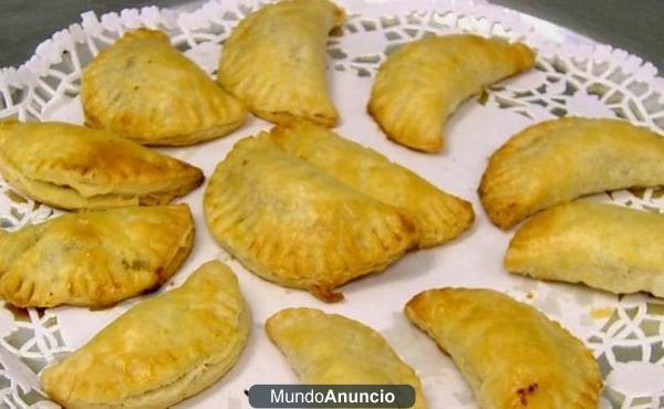 VENTA DE EMPANADAS  CHORIZOS Y PRODUCTOS CASEROS COLOMBIANOS