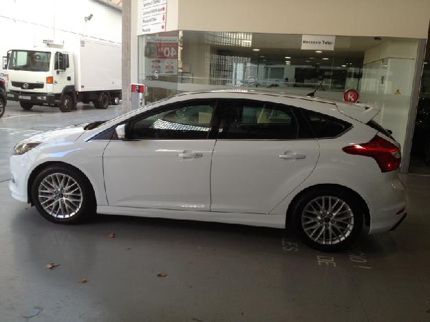 Ford Focus 1.6 TDCi 115cv Sport, 15.900€