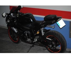 SUZUKI GSX-R 750