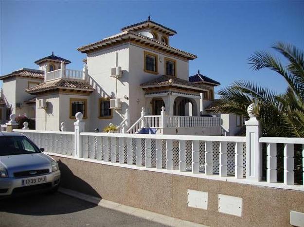 Chalet en venta en Orihuela Costa, Alicante (Costa Blanca)