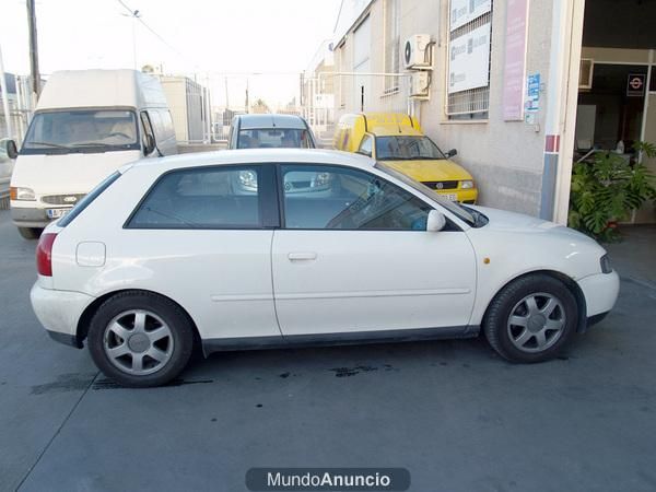 vendo llantas originales Audi A3 modelo 2000 con neumático 2000 Kms - Alicante