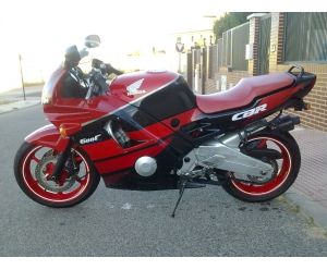 HONDA CBR 600 F