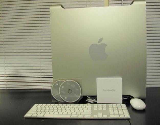 Apple Mac Pro 2.26GHz 8 Core + 8GB, 640GB + Garancia