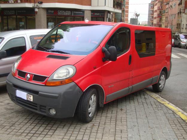 RENAULT TRAFIC