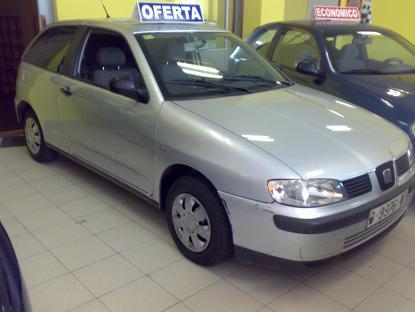 seat ibisa 1.4 año 2001 3 puertas perfecto estado €1500...  aire accondicionado eleva cris