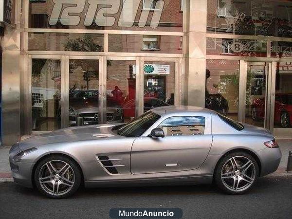 Mercedes-Benz SLS AMG