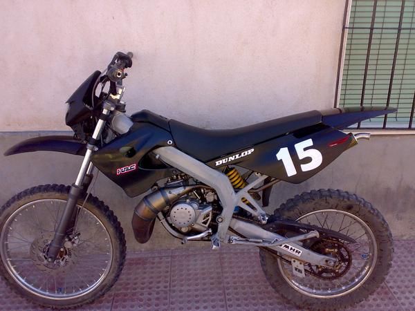 DERBI SENDA S-RACE 2006 COMO NUEVA