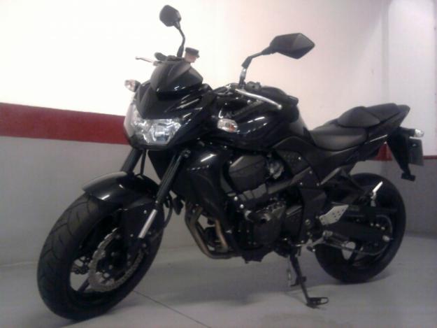 kawsaki z750 año 2011