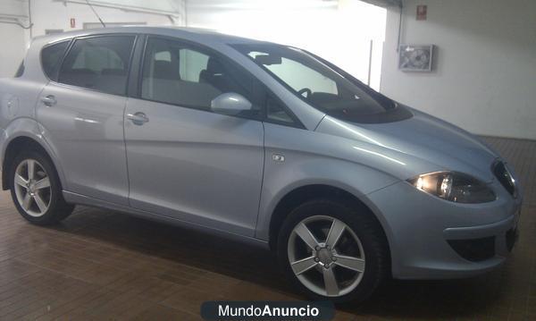 URGE vender SEAT TOLEDO 2.0L FSI 150 cv automático.