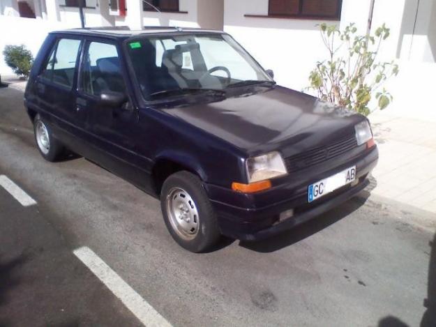 Vendo Renault 5 1.4 de 5 puertas con ITV recién pasada